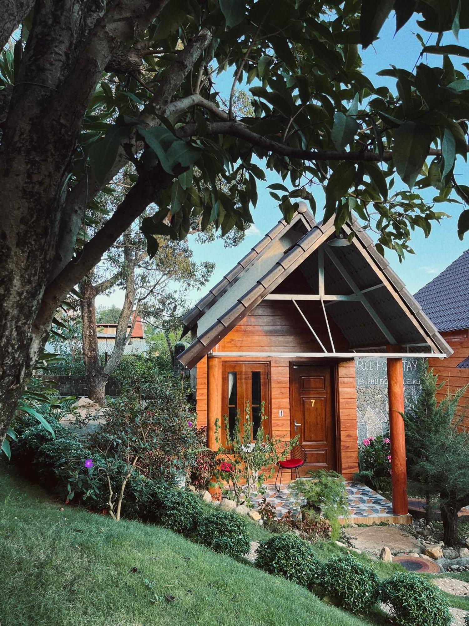 Sora Homestay Pleiku Zewnętrze zdjęcie